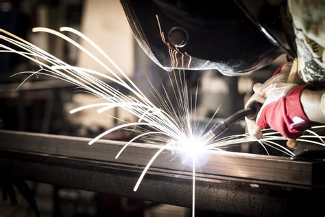 getting into metal fabrication business|how to start a metal fabricator.